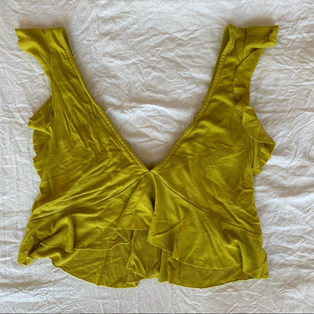 urban outfitters ruffle crop top!